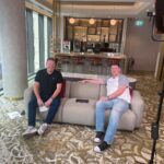 Daryl Gurney Instagram - Great to catch up with a legend of the sport, and the 2004 World Grand Prix Champion, @colinjawslloyd_