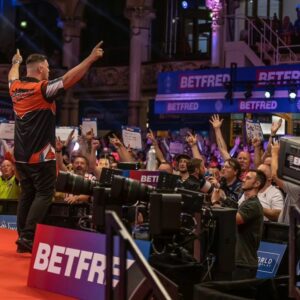 Daryl Gurney Instagram - PDC PLAYERS CHAMPIONSHIP 21
QUARTER FINAL RESULT

DARYL GURNEY 6-5 Ross Smith

GET IN CHIN!

The match went with throw until Daryl broke for a 5-4 lead in 12 darts, only for Smith to make it a decider with an 11-darter.

Superchin held firm, and a 15 darter sealed victory, and a last four meeting with Gerwyn Price.