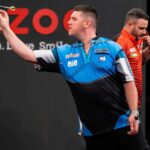 Daryl Gurney Instagram – CAZOO MASTERS
ROUND TWO LATEST

DARYL GURNEY 6️⃣-4️⃣ Joe Cullen

A great session for Superchin!

A 14-darter levelled the contest at 3-3 for Daryl, and he pinned double 16 to break and hit the front, before a 52 finish made it 5-3. 

Double 16 again served Daryl well as he broke once more, but Cullen won the last leg of the session to stay in the contest.