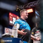 Daryl Gurney Instagram - PDC PLAYERS CHAMPIONSHIP 30 LAST 32 DARYL GURNEY 6-2 Chris Landman Board won for Daryl! He averages 102.68 in another solid performance, taking out 68 and 70 en route. Heta or Bates will be his last 16 opponent.