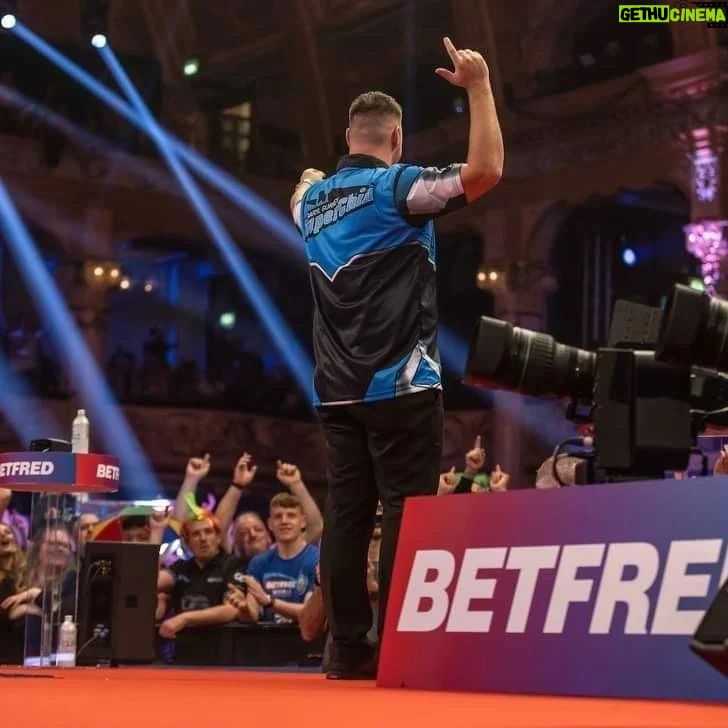 Daryl Gurney Instagram - Looking forward to doing battle with Ross Smith at the German Darts Championship this afternoon. Hoping to carry on last night's good form. Thanks for the support as ever. @txoddsofficial @totalhire @carquay @winmauofficial