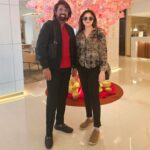 Dato Sri G Gnanaraja Instagram - I am back to KL with 2 days break as I'm scheduled to launch a fashion event tonight. And my co-star and "Naane Varuvean" starrer Actress @indhuja_ravichandran is with me in KL. We are leaving back to Chennai tomorrow. *see you'll at the launch of elite Fashion Show TONIGHT Saturday, 3rd February at TSR Hall with the biggest names in fashion designers and top models from India & Malaysia, organized by @vvst_digital_creation 🇲🇾 & @cloud9offl 🇮🇳 📷 @surenzs #indhuja #IndhujaRavichandran #இந்துஜாரவிச்சந்திரன் #DSG #GOLD #RAJA #DatoSriG #CapitalG #G #டிஎஸ்ஜி #கோல்ட் #ராஜா #டத்தோஸ்ரீஜி Kuala Lumpur Sentral