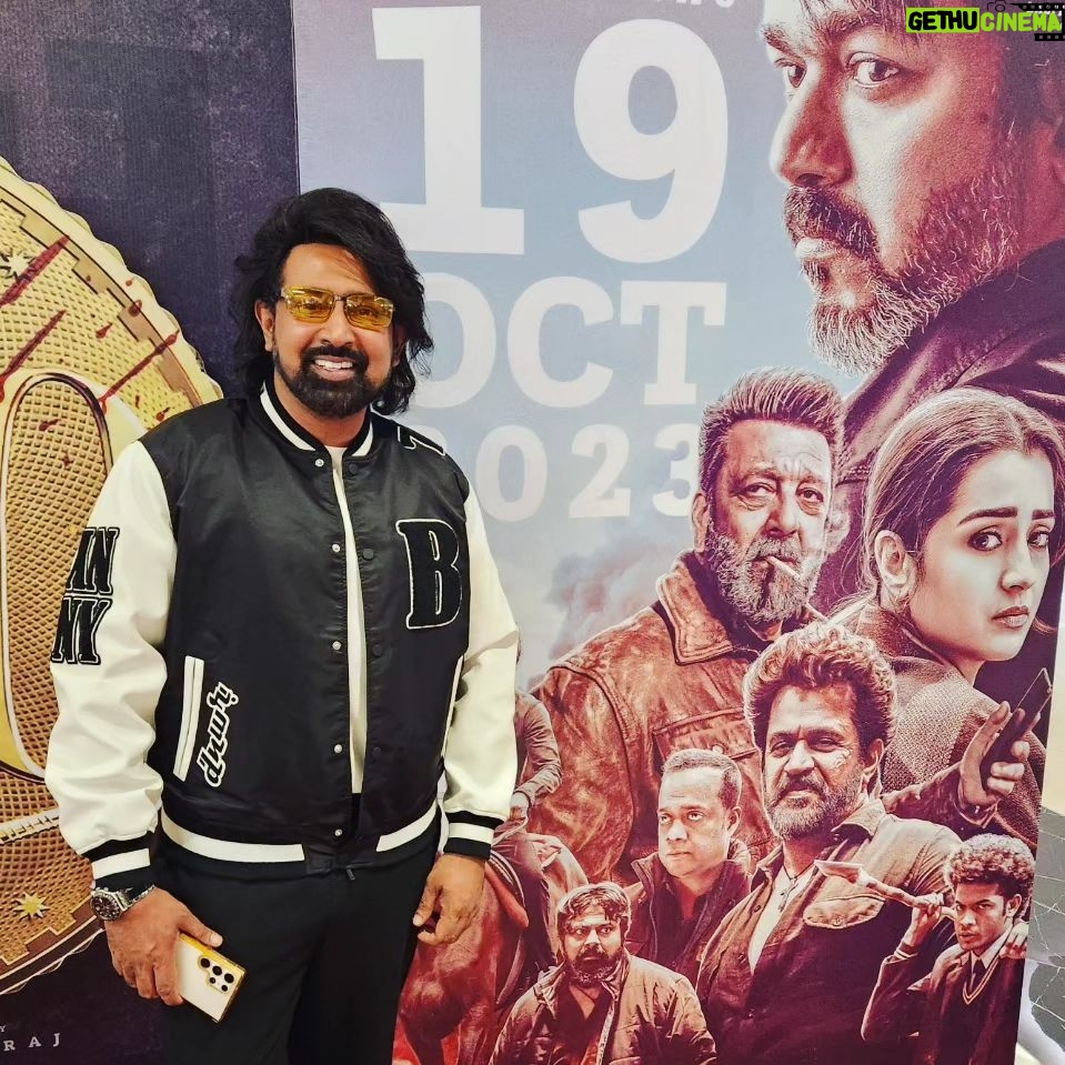 Dato Sri G Gnanaraja Instagram - Attended #LEO Movie Premiere by @malikstreams #19October2023 #LEOwithMalikStreams🔥 @7_screenstudio @jagadish_palanisamy @datoabdulmalik #Thalapathy @actorvijay sir @lokesh.kanagaraj @anirudhofficial @trishakrishnan @duttsanjay @arjunsarjaa @gauthamvasudevmenon @priyawajanand @sonymusic_south #DSG #GOLD #RAJA #DatoSriG #CapitalG #G #டிஎஸ்ஜி #கோல்ட் #ராஜா #டத்தோஸ்ரீஜி Pavilion Cinema