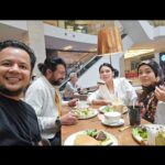 Dato Sri G Gnanaraja Instagram - Breakfast meeting with Yong Sari movie Director @indra.putra_jamin from @totemcraftstudio #DSG #GOLD #RAJA #DatoSriG #CapitalG #G #டிஎஸ்ஜி #கோல்ட் #ராஜா #டத்தோஸ்ரீஜி #23September2023 #Saturday Pavilion Bukit Bintang KL