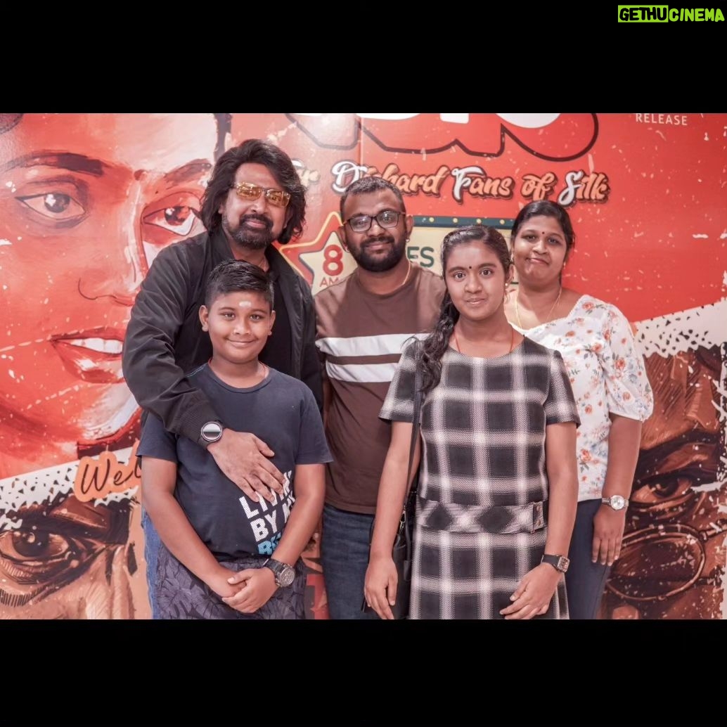 Dato Sri G Gnanaraja Instagram - My heartfelt thanks to @rahmaniacmalaysiaofficial President @_razaliyusof_ Deputy President @thadjul.ariffin Vice-President @iamaliabubakar and members of #RahmaniacMalaysia for organizing #MarkAntony Special Screening and for having invited me to watch with them on Sunday 17th September, 3PM show at @lfscinemas @fstofficialmy Lotus Cinema State PJ. Thank you Razali, Ali, Thadjul and all at #RahmaniacMalaysia ❤️ #DSG #GOLD #RAJA #DatoSriG #CapitalG #G #டிஎஸ்ஜி #கோல்ட் #ராஜா #டத்தோஸ்ரீஜி #21September2023 #Thursday Lotus Cinema Pj State