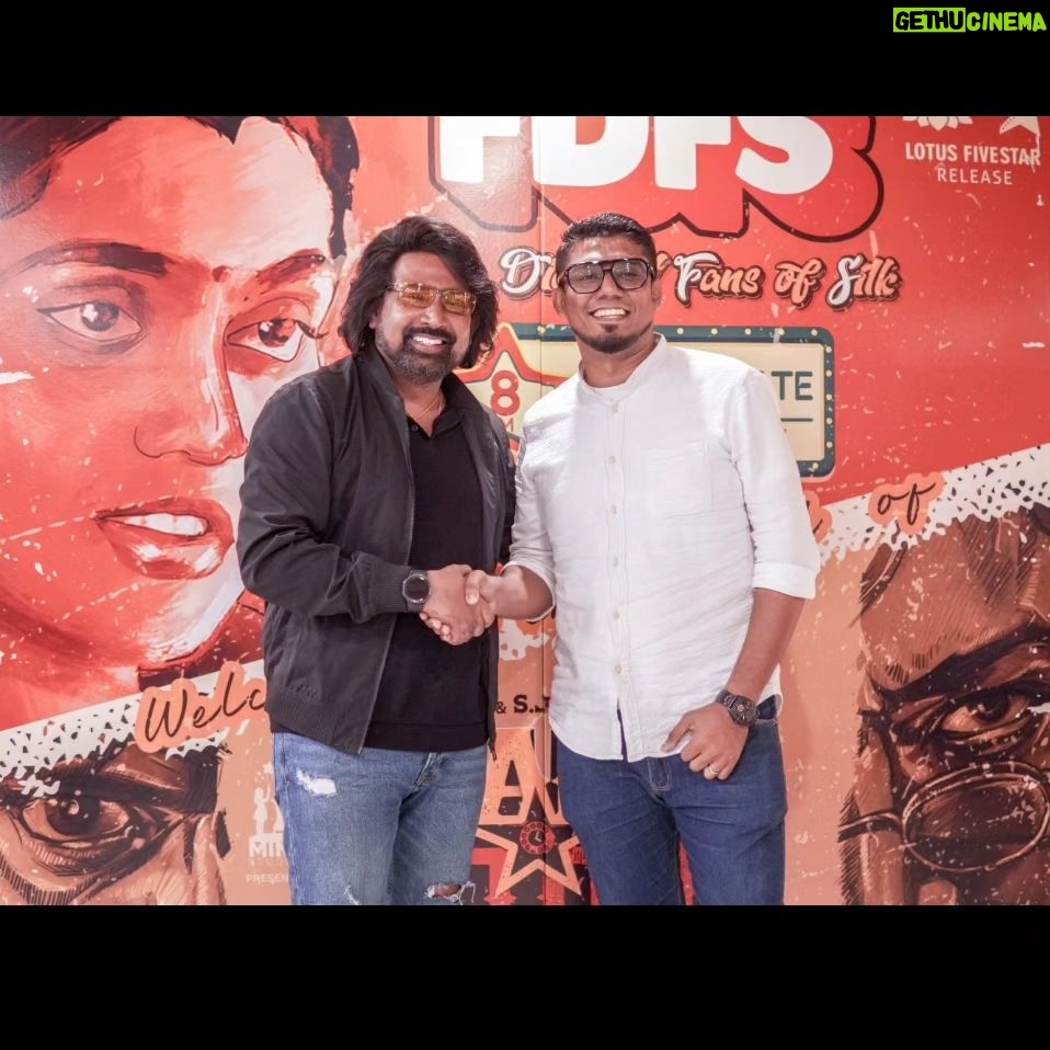 Dato Sri G Gnanaraja Instagram - My heartfelt thanks to @rahmaniacmalaysiaofficial President @_razaliyusof_ Deputy President @thadjul.ariffin Vice-President @iamaliabubakar and members of #RahmaniacMalaysia for organizing #MarkAntony Special Screening and for having invited me to watch with them on Sunday 17th September, 3PM show at @lfscinemas @fstofficialmy Lotus Cinema State PJ. Thank you Razali, Ali, Thadjul and all at #RahmaniacMalaysia ❤️ #DSG #GOLD #RAJA #DatoSriG #CapitalG #G #டிஎஸ்ஜி #கோல்ட் #ராஜா #டத்தோஸ்ரீஜி #21September2023 #Thursday Lotus Cinema Pj State