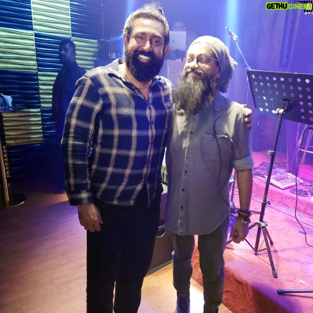 Dato Sri G Gnanaraja Instagram - One would have seen us both in Bangsar. Met him last year August, and our bond has been one year, and we decided to take our first picture together! And one can be so sure if i am in @maejouzs_bangsar because my friend @sesatreflute the prominent flutist is performing there. An extremely virtuosic performer always fascinating the audiences. Sesatre Live In Concert soon by @dsg_creations 🪈 #Sesatre #DSG #GOLD #RAJA #DatoSriG #CapitalG #G #டிஎஸ்ஜி #கோல்ட் #ராஜா #டத்தோஸ்ரீஜி #எண்ணங்கள் #வண்ணங்கள் #color #colors #Swag #SwagMode #SwagStyle #SwagLife #Swagger Bangsar, Kuala Lumpur