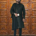 Dato Sri G Gnanaraja Instagram - The only colour associated with power, strength and style ! BLACK 🖤 #DSG #GOLD #RAJA #DatoSriG #CapitalG #G #டிஎஸ்ஜி #கோல்ட் #ராஜா #டத்தோஸ்ரீஜி 📷 @ridzwan.farouk Annalakshmi, Temple of Fine Arts, Brickfields