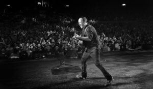 Dave Matthews Instagram - #davematthewsband #dmb #davematthews @rene_huemer @rodrigodmbrasil