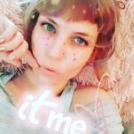 Daveigh Chase Instagram – I need a new skate board!!!