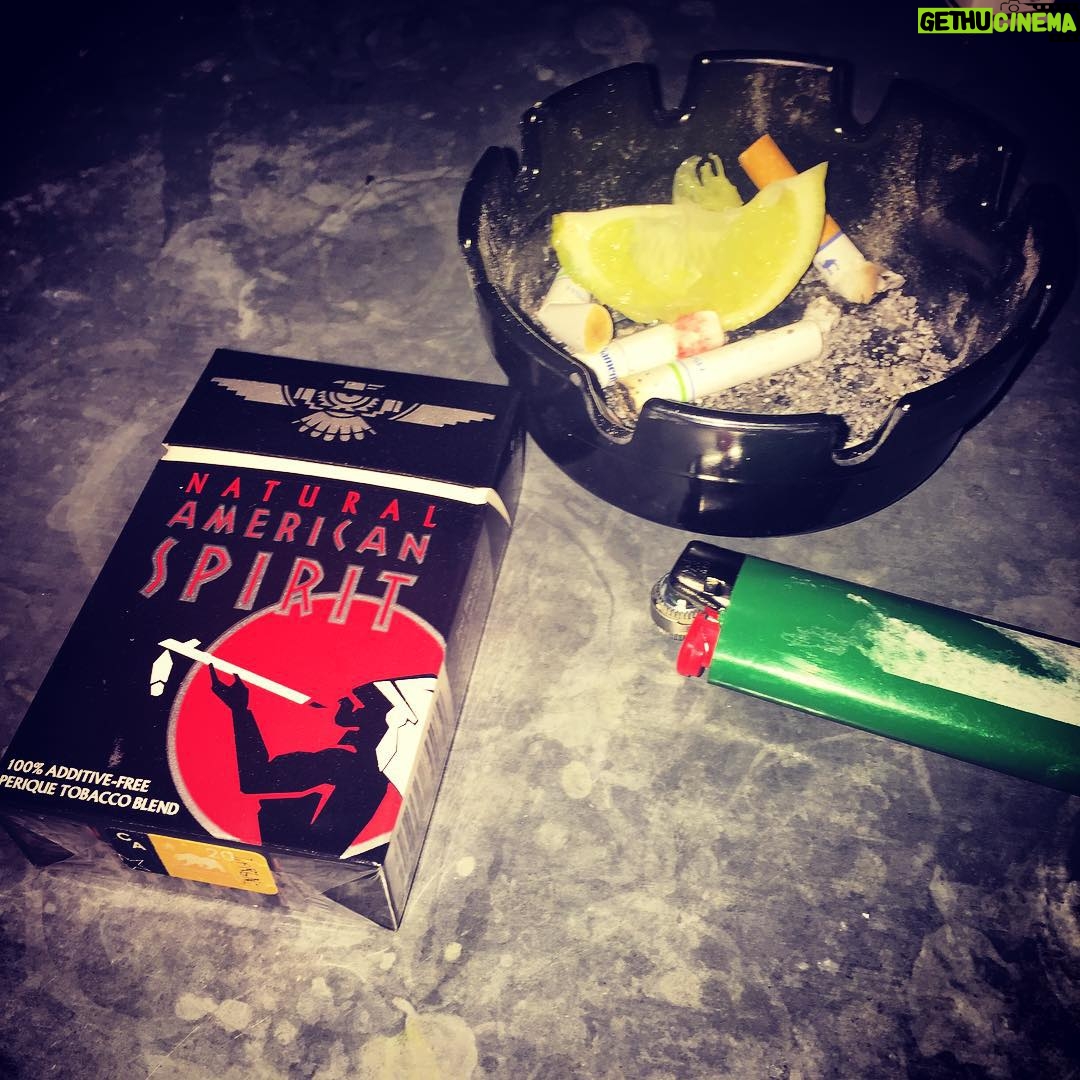 Daveigh Chase Instagram - @monroegallatiin forgot her stogs 😳😘