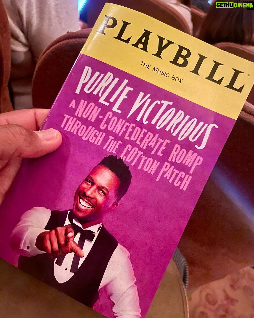 David Alan Grier Instagram - What an amazing, uplifting celebration in the theatre! Bravo to the entire cast! ππΎππΎππΎ