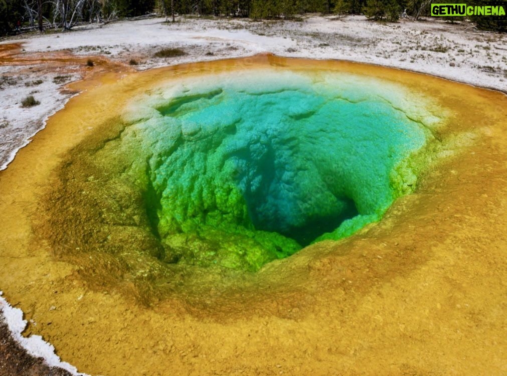 David Alan Grier Instagram - BREAKING NEWS: Yosemite National parks Morning Glory pool has officially been renamed The Devils Booty Hole 🕳️