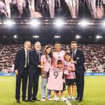 David Beckham Instagram - Welcome to Miami… great night to kick off the new @mls season back at our home with our fans @intermiamicf 🩷🖤 Great to see you @willsmith