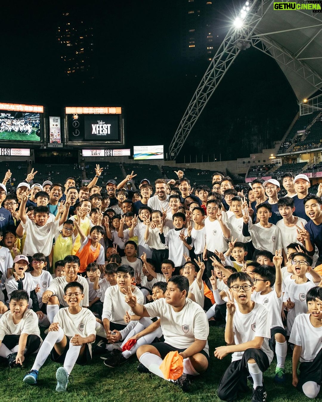 David Beckham Instagram - Amazing… a sold out stadium for our pre-season training session in Hong Kong 💗🖤 Thank you for all your incredible support and love, see you all tomorrow 🏟️ @intermiamicf #TatlerXFEST Hong Kong Stadium