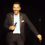 David Cristina Instagram - Casaco verde ou blazer verde? Tudo quenga. Noites do Show do Gongo são a maior javardeira humorística, e eu adoro. Se forem nervosinhos com os vossos sentimentos, por favor fiquem em casa a ver o “The Crown”. Mas se gostam de escarafunchanço do bom, apareçam e preparem-se para gozar e ser gozados. @lisboacomedyclub