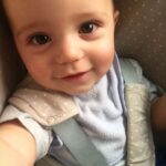 David Cristina Instagram - Há 7 anos neste dia tudo no meu mundo ganhou uma perspectiva diferente, graças a este pequeno caleidoscópio. Muito choro, muito cocó nas calças, muitas birras, e algumas destas coisas até foi o meu filho a fazer. Sinto que ser pai não é uma coisa que me aconteceu ou que faço, é uma coisa que me tornei, de dentro para fora. E é das coisas, se não a coisa, de que mais me orgulho. E foi tudo graças a este pequeno monte de células que adora legos (desculpem Lego, não tem plural), brincar às cidades e o Capitão Cuecas. Obrigado, filhote, é bom ver-te crescer e ver-nos crescer aos dois.