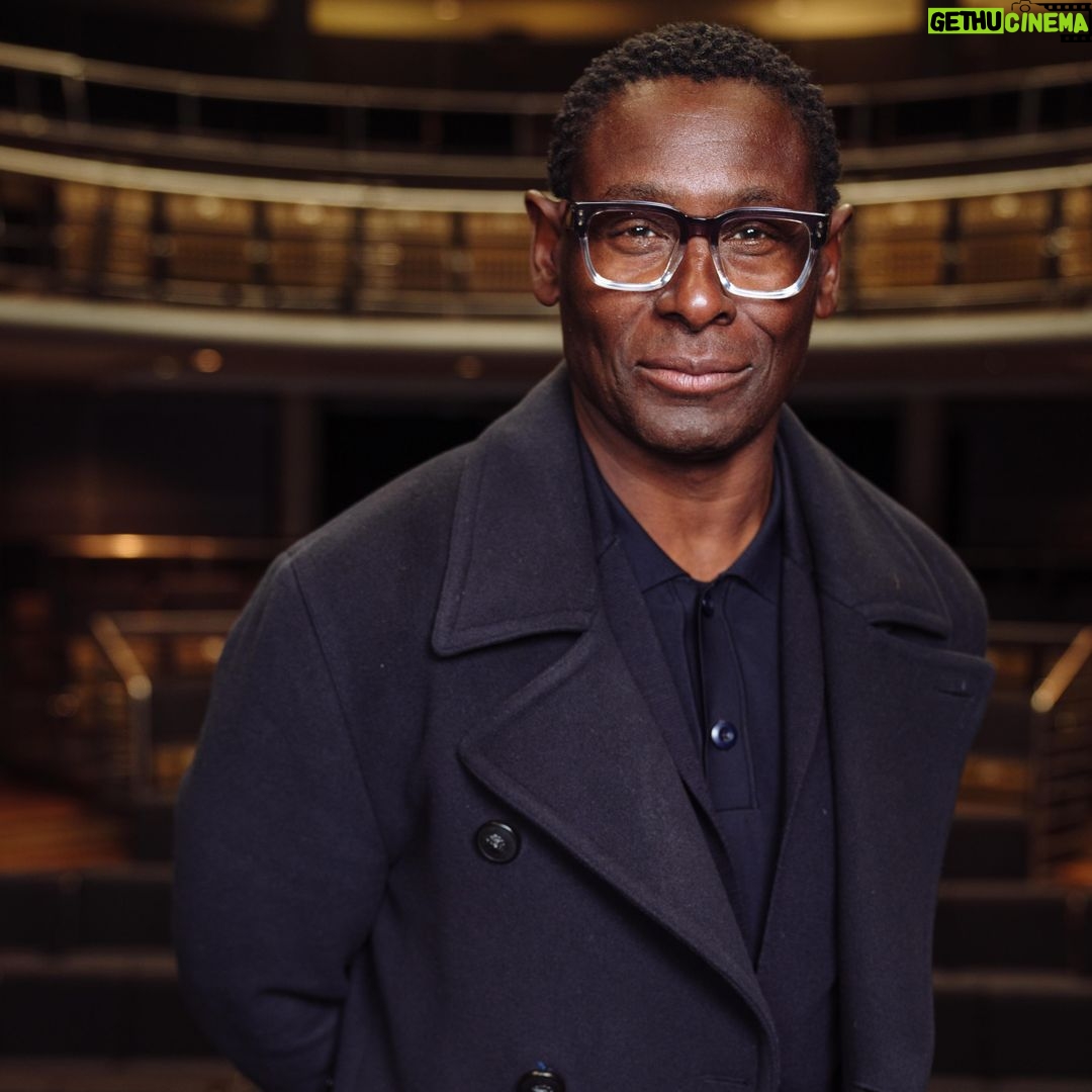 David Harewood Instagram - El Presidente. #RoyalAcademyOfDramticArt. #cuboeyewear 📸@helenmurraypix