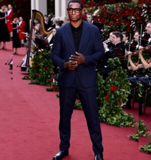 David Harewood Instagram - A huge thanks to @edward_enninful & Anna Wintour for having me as part of Vogue World - a fantastic celebration of London at its best. And congratulations to @nnadibynature for the new appointment.