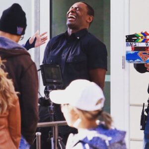 David Harewood Instagram - Throwback Wednesday! Miss the laughter we had on set!
#MartianManhunter 
#supergirlcw