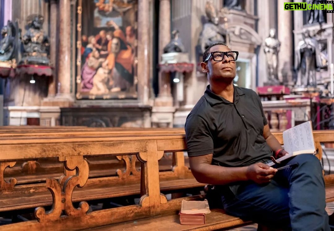 David Harewood Instagram - Festival of St Gennaro. 📸 Luca Petrucci @skytv #skyarts Naples, Italy