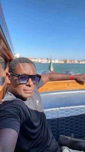David Harewood Instagram - Venice has been a dream! Onwards to Genova, the final destination on our journey.
@section52films 
@skyarts 
@balandi