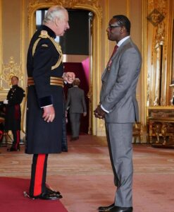 David Harewood Instagram - Quick chat with the King. #windsorcastle