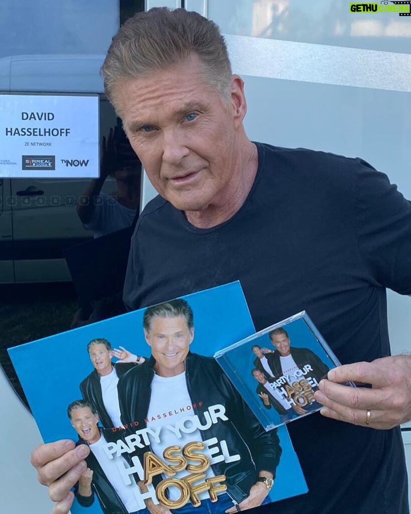 David Hasselhoff Instagram - It's been one week since I released “Party Your Hasselhoff”. All your comments and positive feedback really warm my heart. And you know what's even greater? The album is Number 4 in the German charts!!! It's so great to see that you ordered the fan box, the vinyl and streamed all these songs that mean a lot to me. Thanks everyone, really feeling the love! What's your favorite song? Link in bio! @schubertmusicofficial @restless.records @the_orchard_ @abglanzentertainment #partyyourhasselhoff #davidhasselhoff #thehoff #thepassenger