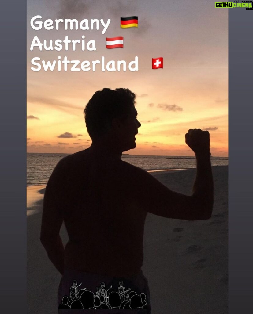 David Hasselhoff Instagram - If you want dance and sing and just want a fun night out….see you at my concerts starting in March 2023! 😎