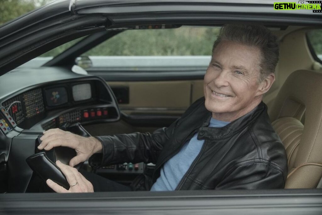 David Hasselhoff Instagram - Catch me in my brand new series “Ze Network” streaming now on #RTLPlus! #New #Germany #ZeNetwork #KnightRider #Streaming