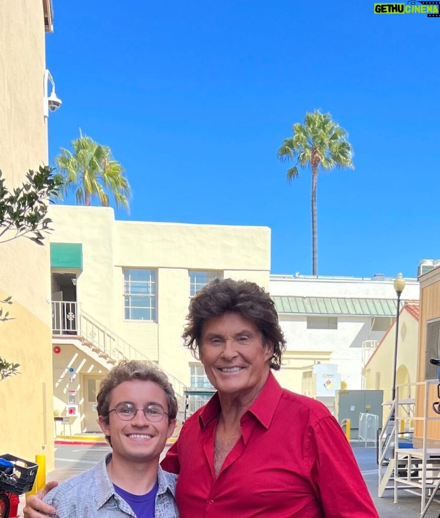 David Hasselhoff Instagram - I had fun on the Goldbergs, went back to the 80s, did two episodes looking forward. Tune in on 9/28 and 10/12! #TheGoldbergs