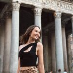 David Lim Instagram - Only in Rome is it possible to understand Rome, and I still don’t understand it. 🏛️🇮🇹 #roma #italy #bellissimo Rome, Italy