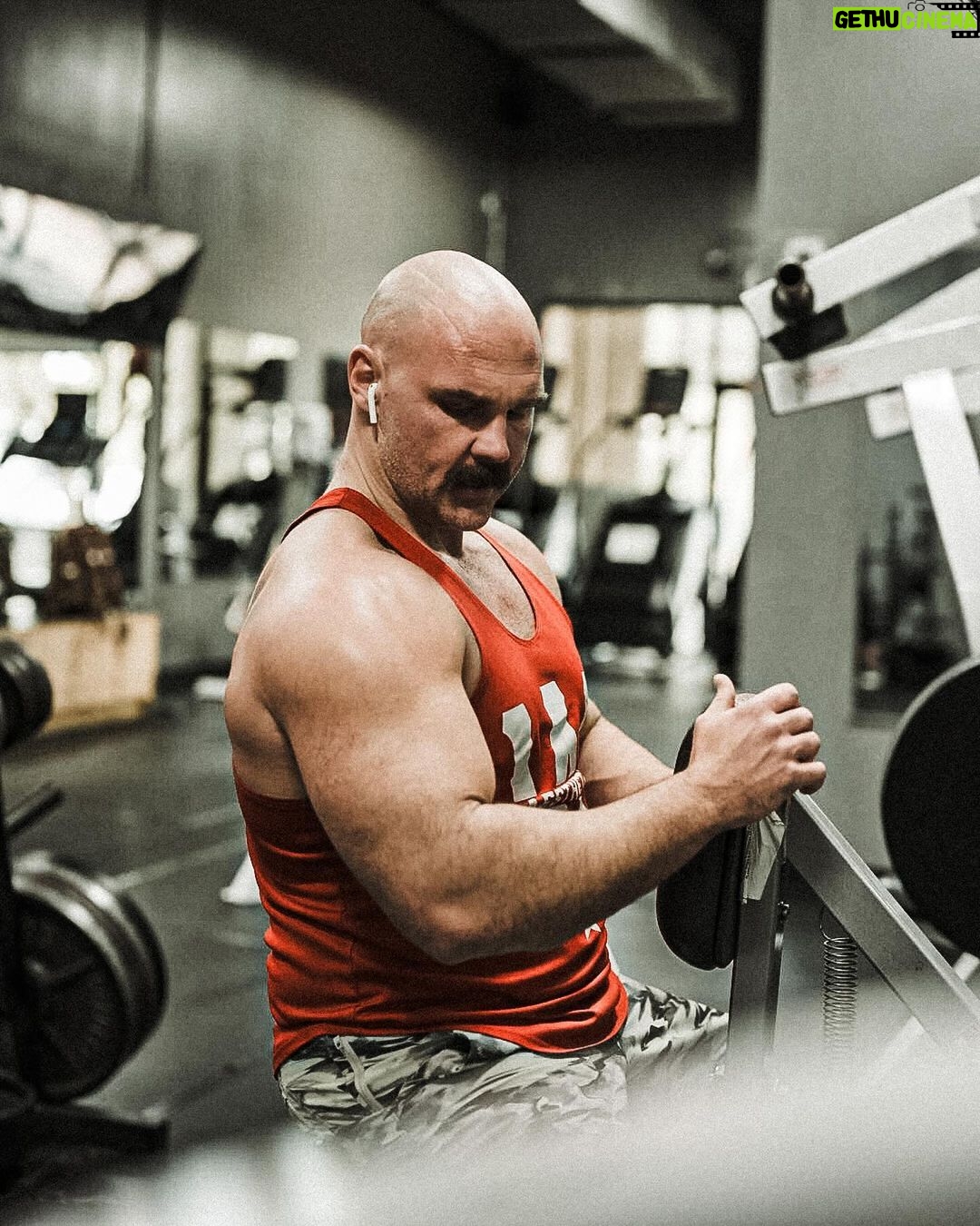 David Michael Harwood Instagram - Uncle Dax, he likes tequila and whoopin ass. . . . . . . . . . . . . #prowrestling #daxharwood #ftr #motivation #explorepage #allelitewrestling #aew #tequila #bodybuilding #photography #sony #pullday #inthemoment The Muscle Factory