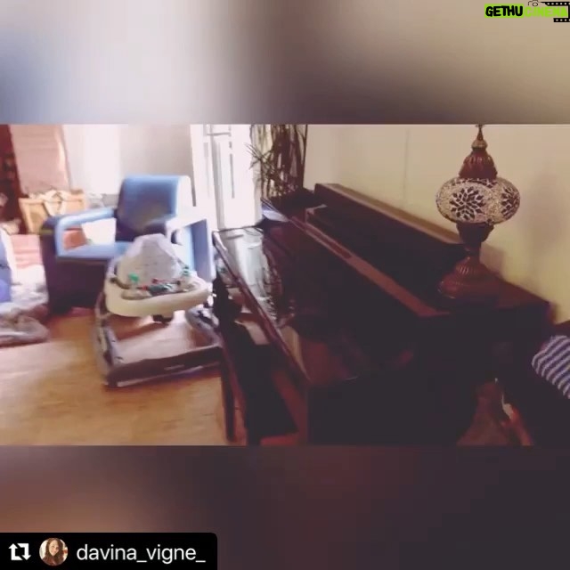 David Mora Instagram - #Repost @davina_vigne_ with @make_repost ・・・ Merci à l’atelier de la flamme 🔥, 💡d’une parce qu’ici c’est l’atelier de la flemme et qu’on a envie que ça aille vite pour faire un feu 😅, 💡de deux parce que je suis une frileuse inconditionnelle, 💡de trois parce que c’est trop beau et trop cool de se mettre près du feu les soirs d’hiver en famille, en amoureux 😻 ou même tout(e) seul(e) avec un bib, un chocolat ou un bouquin et un verre de vin 🍷😄 (ou Netflix c’est bien aussi hein). Merci @atelierdelaflamme ! Merci à @gabrielwiastersheim pour sa prestation 😎😜 🐕 🐇 🦊 PS : ceci n’est pas une vraie peau de bête ! C’est du super synthétique. Atelier de la flamme