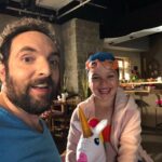 David Mora Instagram – Aujourd’hui y’a piscine ! 🦄 #chloé @scenesdemenagesoff @scenes.de.menages_  @m6officiel