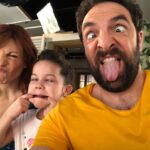 David Mora Instagram – Salut vous ! Petite pause détente 😜  @scenes_de_menages_  @m6officiel