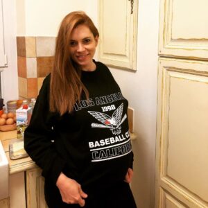 David Mora Instagram - Je crois qu’elle a mangé la balle ⚾️🤰😘 @davina_vigne_