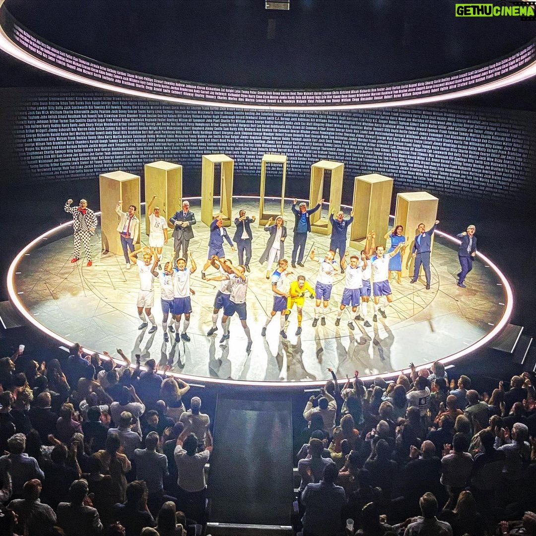 David Morrissey Instagram - Dear England at @nationaltheatre Is magnificent. But I think they should do sliced oranges at Half Time in the foyer! Go see it!