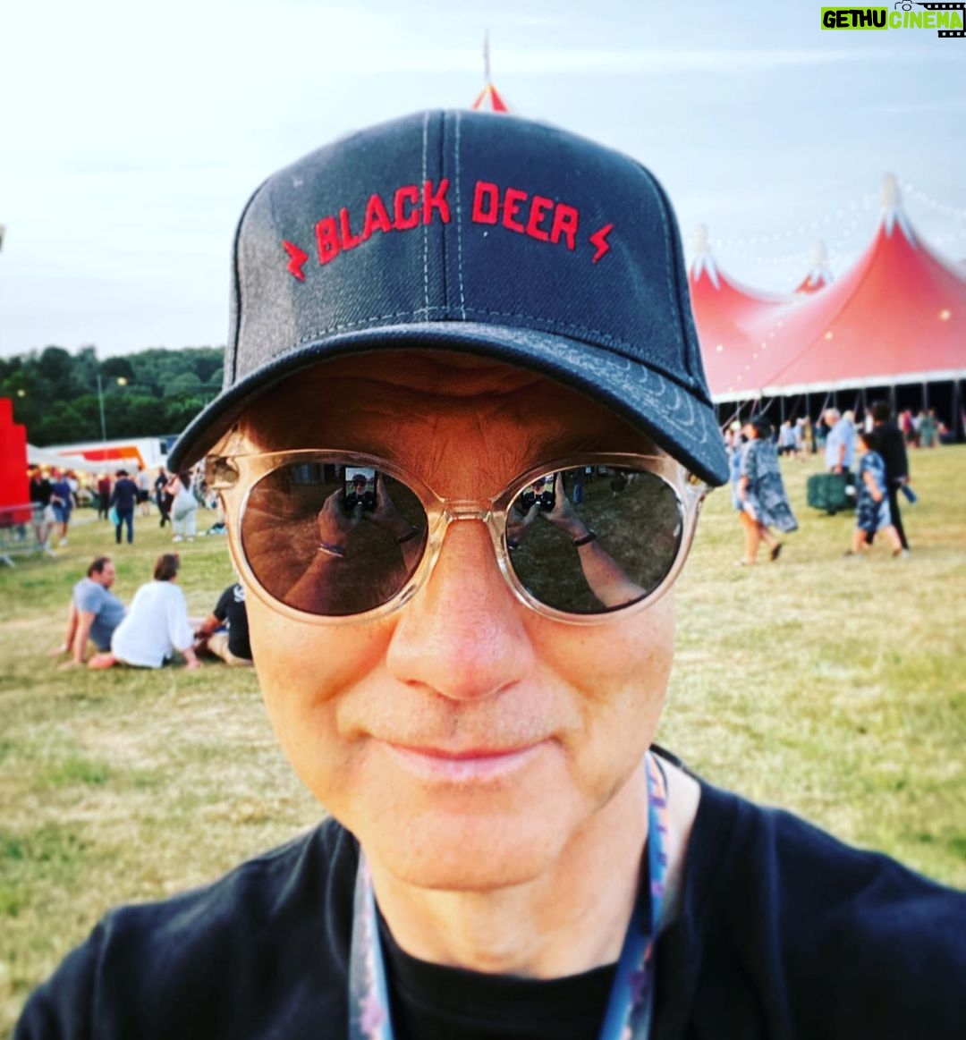 David Morrissey Instagram - Join us today @boogalooradio between 4-6 for our @blackdeerfest show. Some great artists including @richardhawley @steveearle @bonnieraittofficial @robertvincentmusic @thepretendershq @katherinepriddy and many more! What a great festival it was!