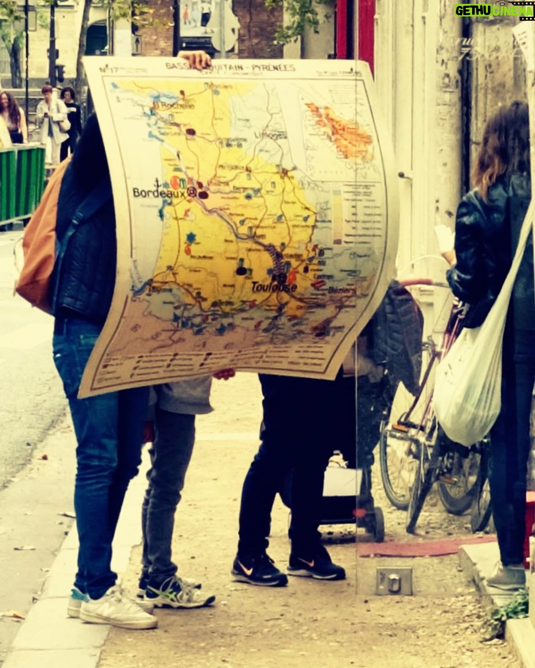 David Thewlis Instagram - One of the most frustrating things about many of my French friends is their refusal to embrace GPS technology. Aix-en-Provence, France