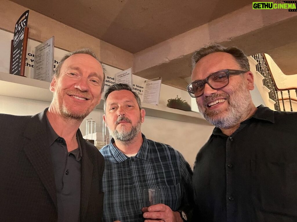 David Thewlis Instagram - Went to see Groundhog Day at the @oldvictheatre with dear old friends @cworwood and @ianjohnsonifico who have now watched it five times. They either really love it or have completely misunderstood the concept and intend to see it every day. What a truly amazing show! Congratulations to genius director, Matthew Warchus, the creatively hirsute genius @timminchin, Danny Rubin and my profound respect to the beautiful and brilliant cast. Bonus trivia: I used to have a lot of complaints from my London neighbours about my dismal piano playing, but while I’ve been away Tim Minchin has been staying there for the past month and I love the idea that they must think I’ve got a lot fucking better overnight.