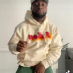 Davido Instagram - Follow me on TIKTOK DAVIDO … WE MAKING MONEY THIS YEAR ! 💸🤑