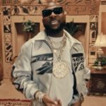 Davido Instagram - Twe Twe (Official Music Video) Out now ! @kizzdaniel 🔥🔥 🎬 @boy_director ! Run it up! 🌎🔥⏳😤😤