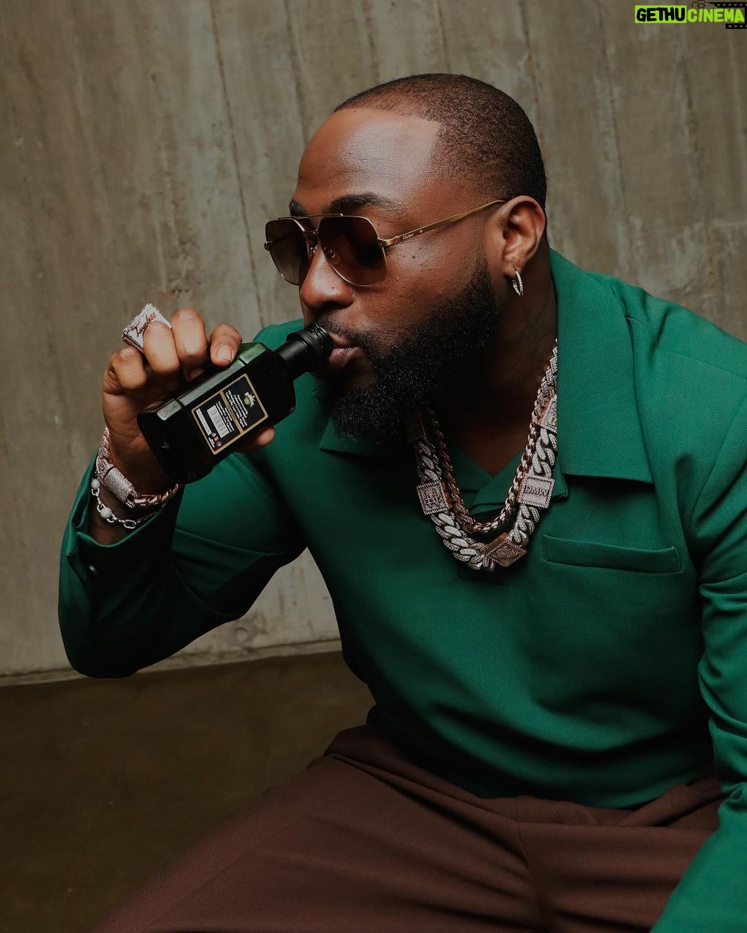 Davido Instagram - Shoutout to the fam @dgeneralbitters ‘The gift of nature’
