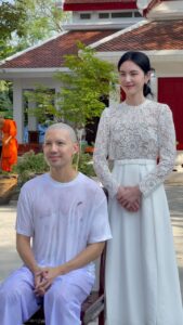Davika Hoorne Instagram - 🙏🏻