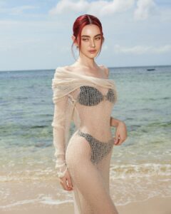 Davika Hoorne Instagram - 🖤