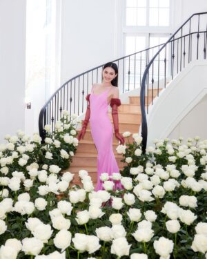 Davika Hoorne Instagram - มีคนเขิล ทำเองเขิลเอง555555 ถ้าใครได้ติดตามเรื่องราวของ #เต๋อใหม่ จะรู้ว่าปีแรกที่พี่ขอใหม่เป็นแฟนนางเตรียมลูกโป่งมาแต่ทำแตกจนนาง น้ำตาคลอ และวันนี้นางได้ทำลายปมนั้นเรียบร้อยแล้ววันนี้ลูกโป่งไม่แตกแล้วจ๊ะพี่เต๋อมีความสุขแล้ว😂❤️ #tmanv