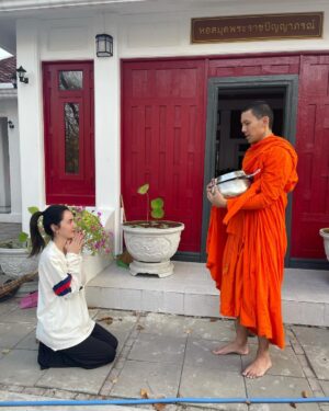 Davika Hoorne Instagram - 🙏🏻
