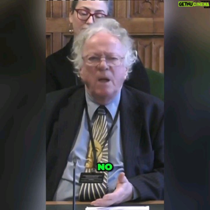 Dawn Butler Instagram - This week at the Science Innovation Technology Committee I asked @royalastrosoc President Mike Edmunds about diversity and inclusion in astronomy. His evidence showed some shocking levels of discrimination. He explained how he's identified the problem. Mike Edmunds also detailed what steps were being put in place to end workplace harassment in astronomy.ππΎ I asked Professor Stephen Eales, in the same session, what he sees as the barriers to improving the diversity in astronomy. Watch what he saw as some of the steps to breaking down those barriers.