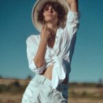Dayana Handjieva Instagram - The Wild Wild West…🤠 Поздравявам ви с тази песен на Уил Смит 😂 📸 @george_todoroff for Elle March2022 #wildwest #western #cowgirl #photoshoot #smile #ranch El Paso Ranch/ Ранчо Ел Пасо